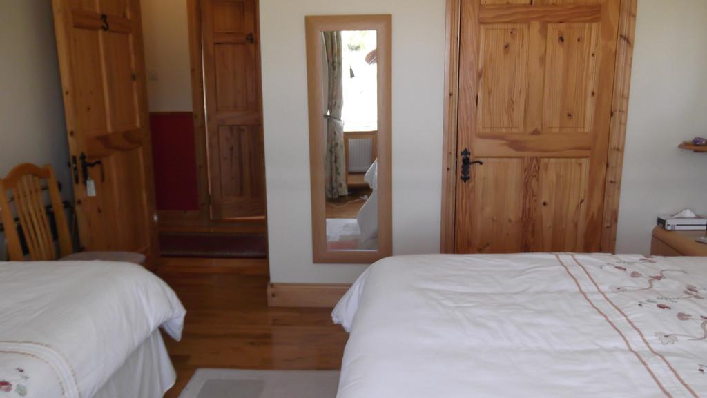 Ashley Lodge Bed & Breakfast Rosslare Harbour Room photo